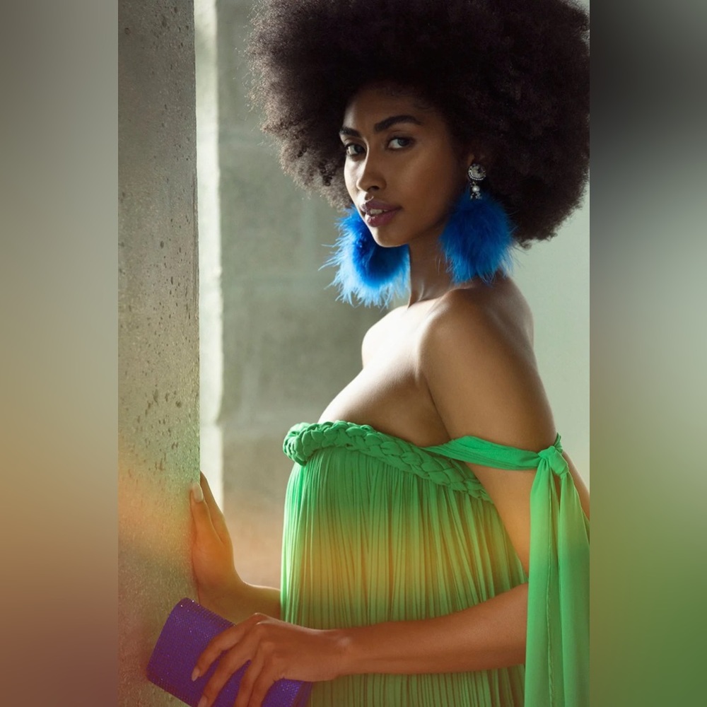 Ranjana Khan cobalt pom marabou feather earrings - Picture 11 of 12